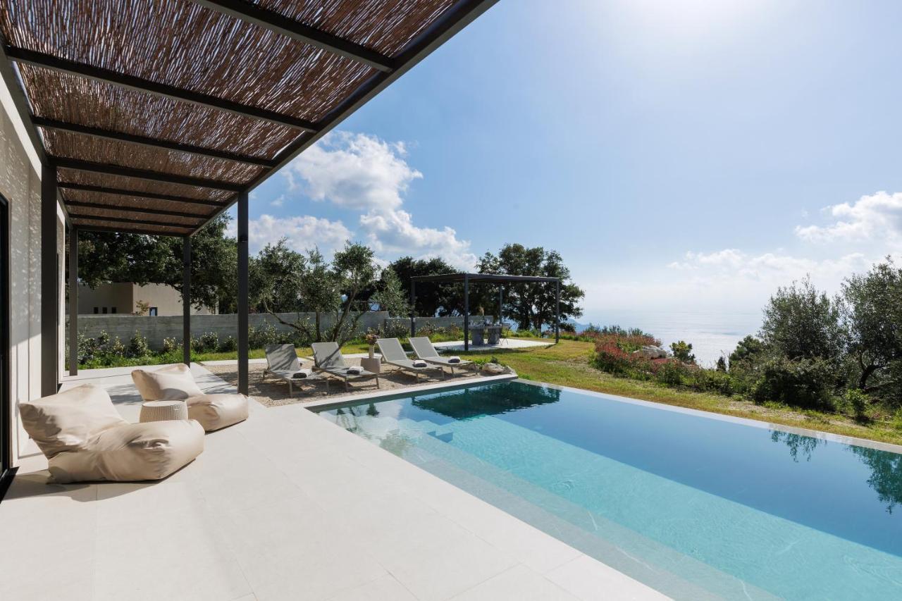 Paloubi Estate Villa Sinarades Bagian luar foto